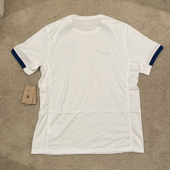 Nike England Home Jersey 2023 men size L NWT - Picture 5 of 6